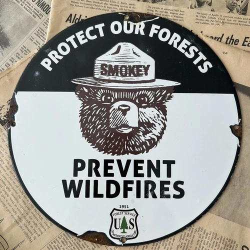 VINTAGE 1951 SMOKEY THE BEAR WILDFIRE FOREST FIRE 12 INCH PORCELAIN ENAMEL SIGN
