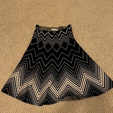 Max Studio black and beige a-line skirt - size M