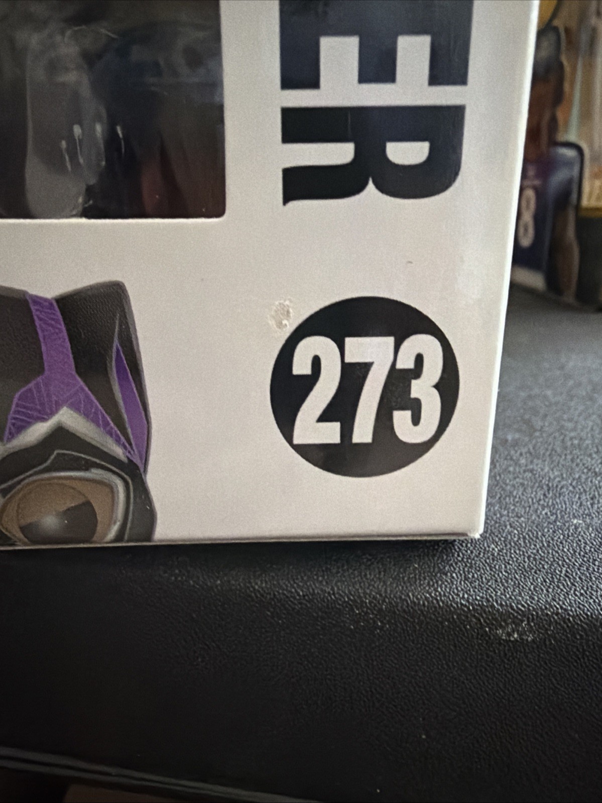 Black Panther (273) (Marvel) Target Exclusive Glow In The Dark GITD Funko Pop thumbnail 7