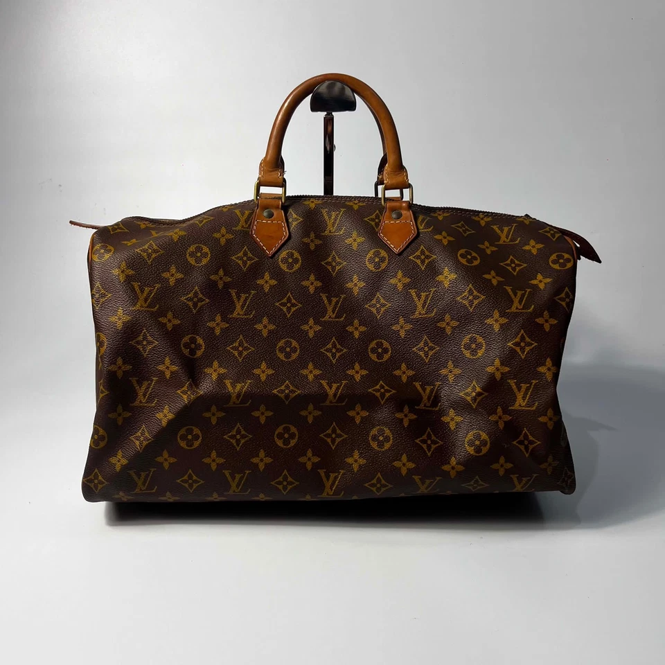 Louis Vuitton Speedy 40, photo 2 sur 5