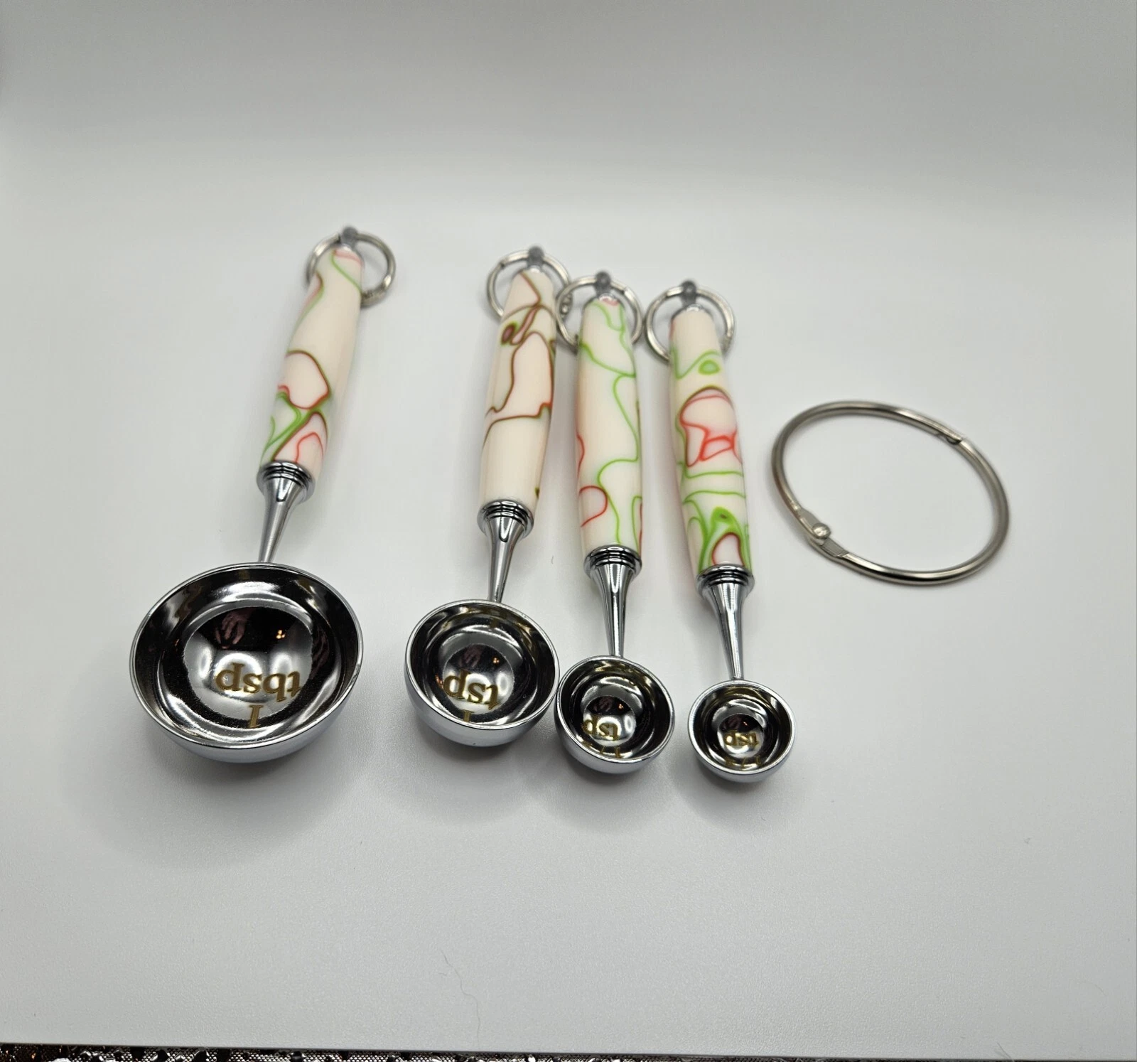 New Hand Crafted Measuring Spoon Set Ribbons