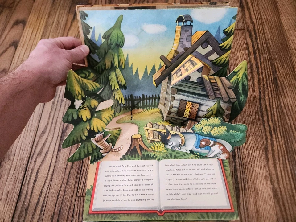 Vintage 1960 The Runaways and The Robbers Children's Pop-Up Book - Image 4 of 4