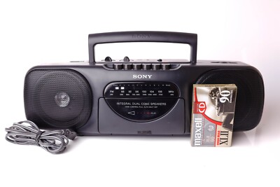 Sony Portable AM/FM Radio Cassette-Corder Boombox Black Model CFS-B11 Tested 002