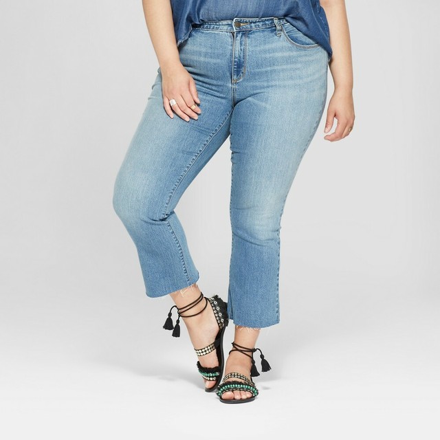 Kick Boot Crop Jeans 18w Light Wash 