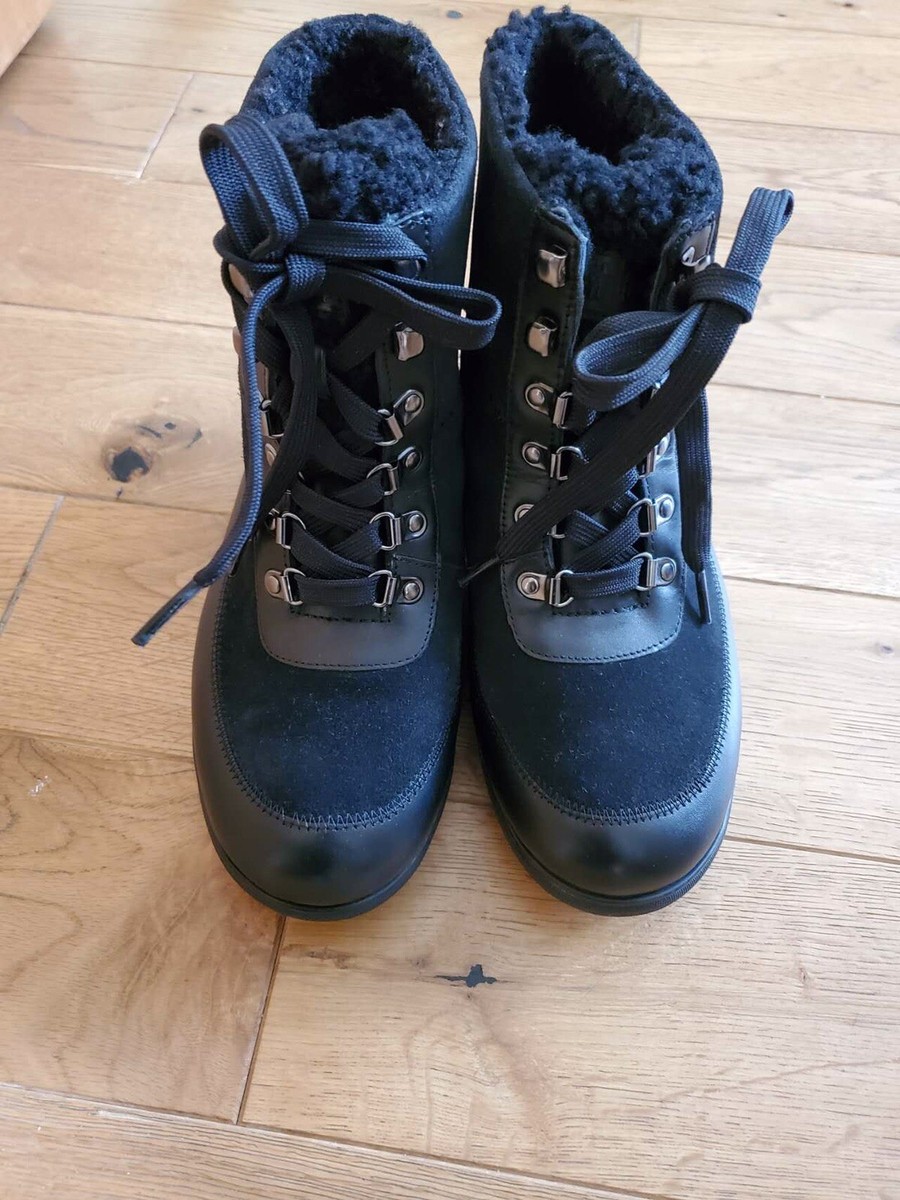 Fitflop Waterproofing Suede Walking Boots FitFlop Mukluk III Black