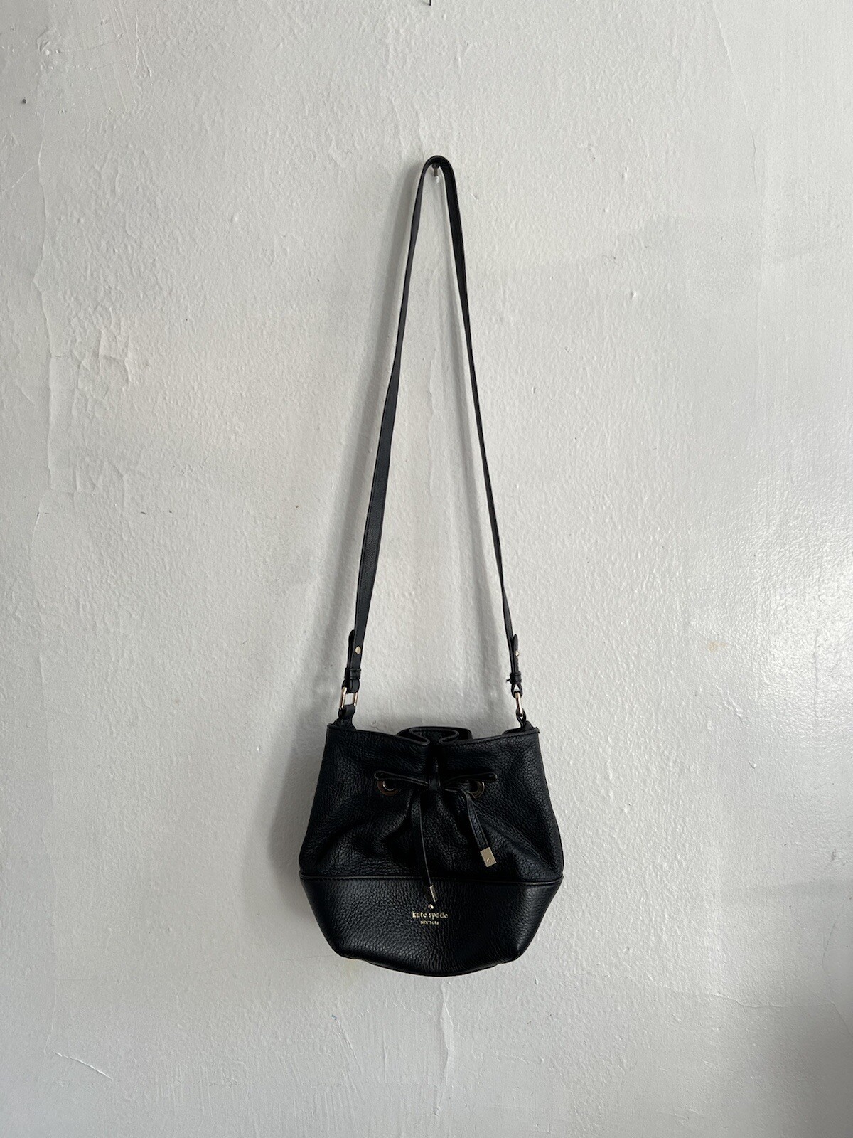 Kate Spade Black Bucket Bag Gem