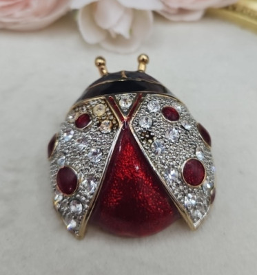 Red Ladybug Sparkling Rhinestones Brooch Corsage Pin Clothing Accessory Gift