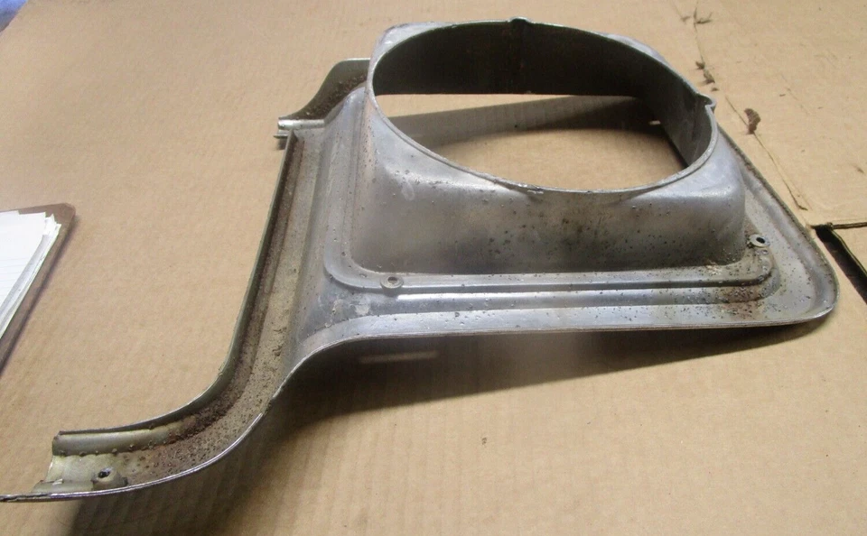 73-87 Chevy GMC Truck - Image 4 of 4