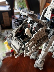 LEGO Star Wars 4483 AT-AT Walker 2003 + 4 Minifigures &ndash; See Photos