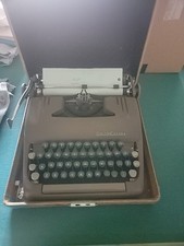 Vintage 1953 Smith Corona Clipper Portable Typewriter Travel Case Key New Ribbon thumbnail