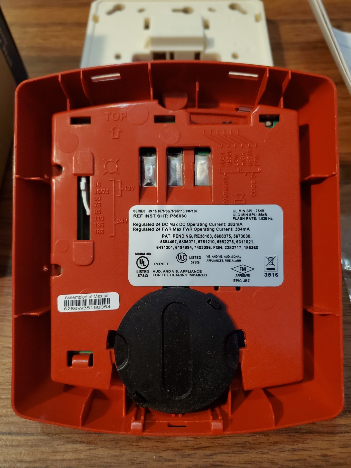 Eaton HSR Wheelock Exceder Horn Strobe Wall Mount Red 127249 Rev W