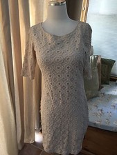 Banana Republic Tan Lace Sheath Dress Exposed Zipper Half Sleeve 4 Excellent