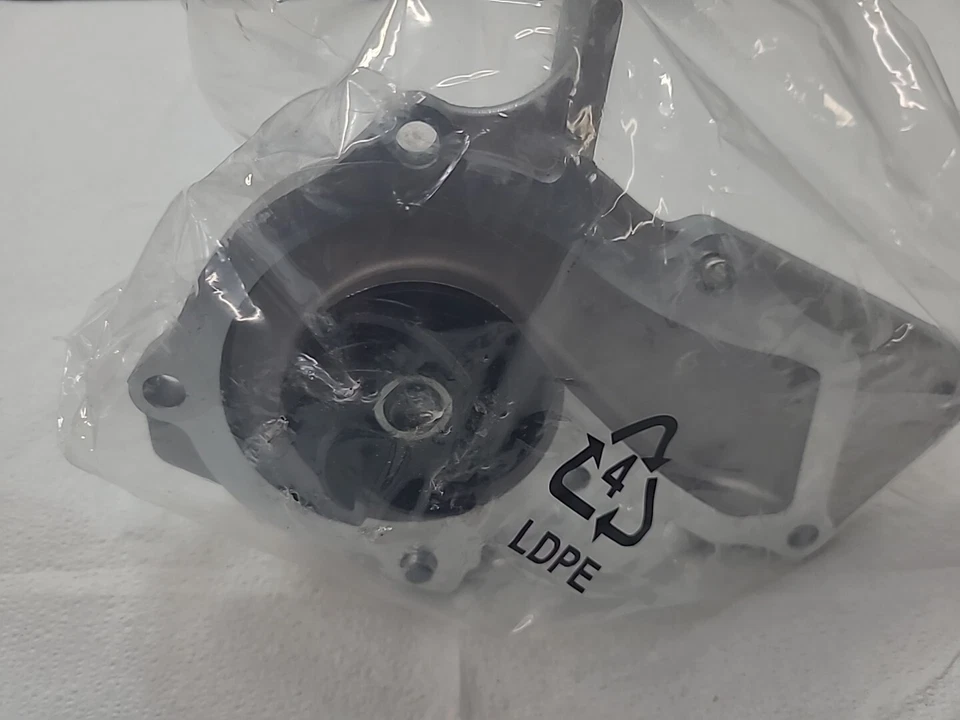 Gates 42051 Premium Engine Water Pump Fits: 13-15 Ford Escape, 13-14 Fusion - Image 3 of 4