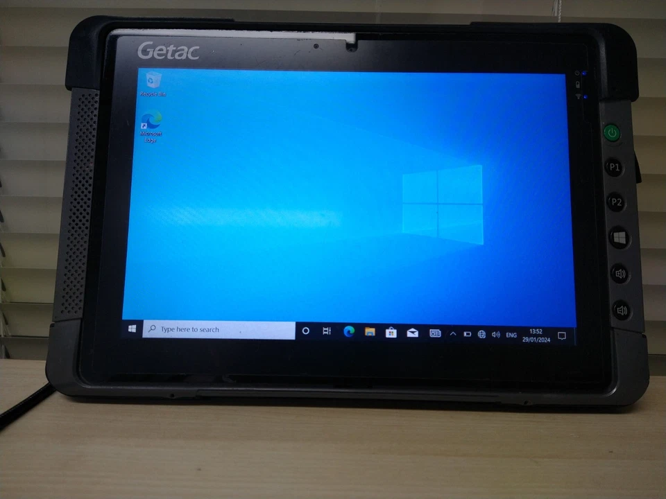 GETAC T800 Rugged Tablet PC Intel Pentium N3530 2.16GHz 4GB RAM 128GB *ISSUES* - Image 3 of 4