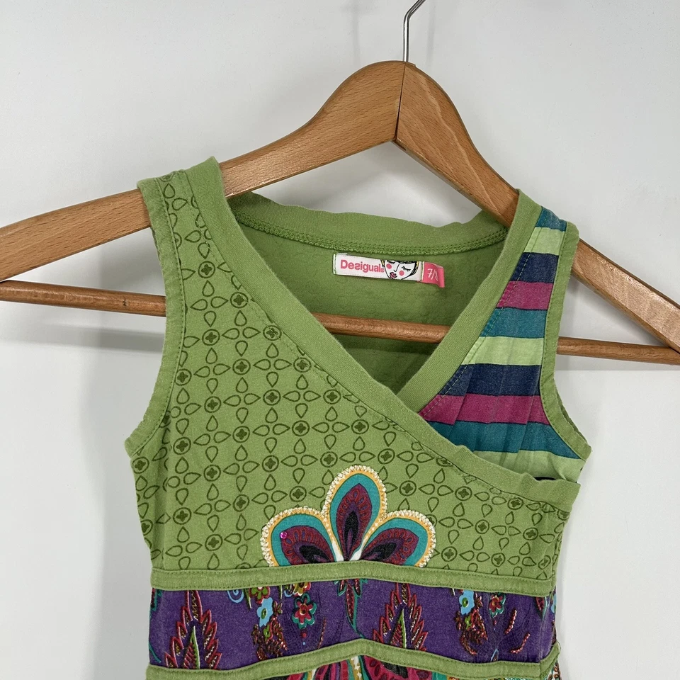 Vestido Desigual Niñas 7-8 Verde Sin Mangas Berrandule Floral Bordado Mini Foto 2 de 4