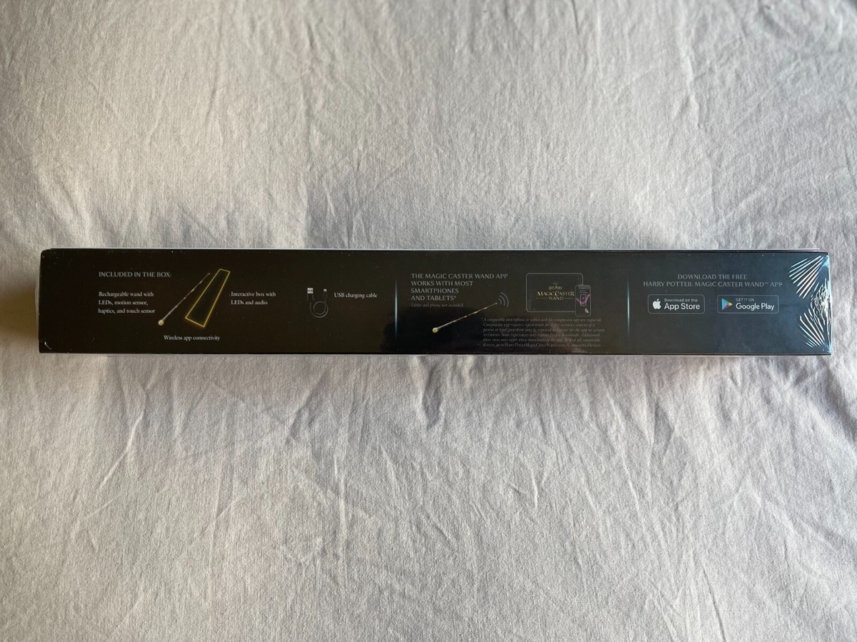 BRAND NEW RARE Harry Potter Magic Caster Wand Loyal New in