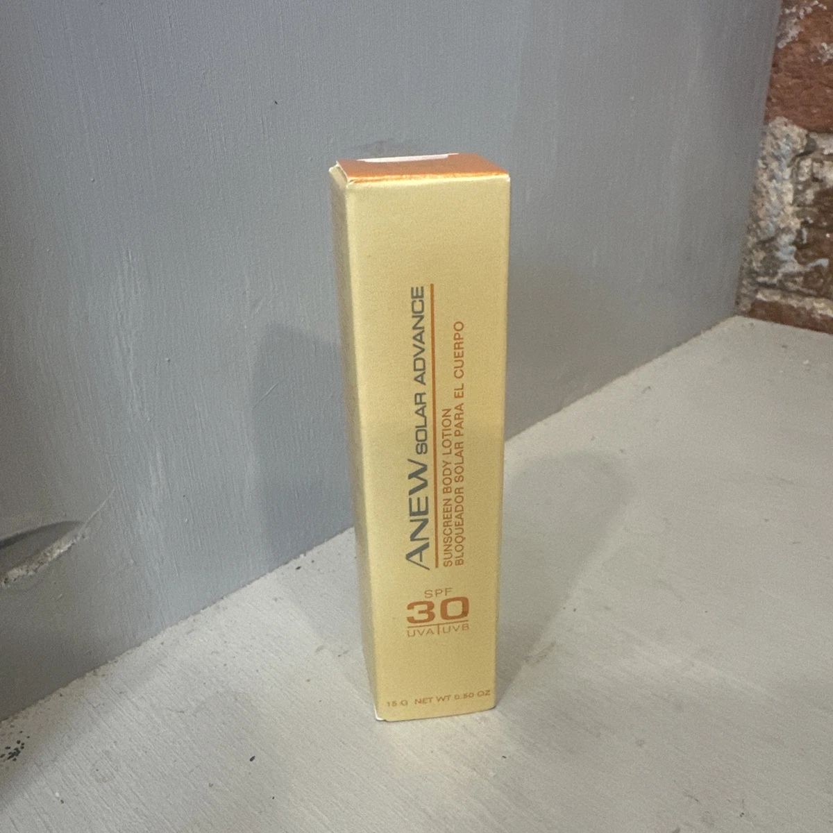 Avon Anew Sunscreen Solar Advance Body Lotion SPF 30  .50 oz New In Box