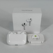Apple AirPods Pro 3 USB-C White w/ Box/Charging Case/Extra Ear Tips - Very Good