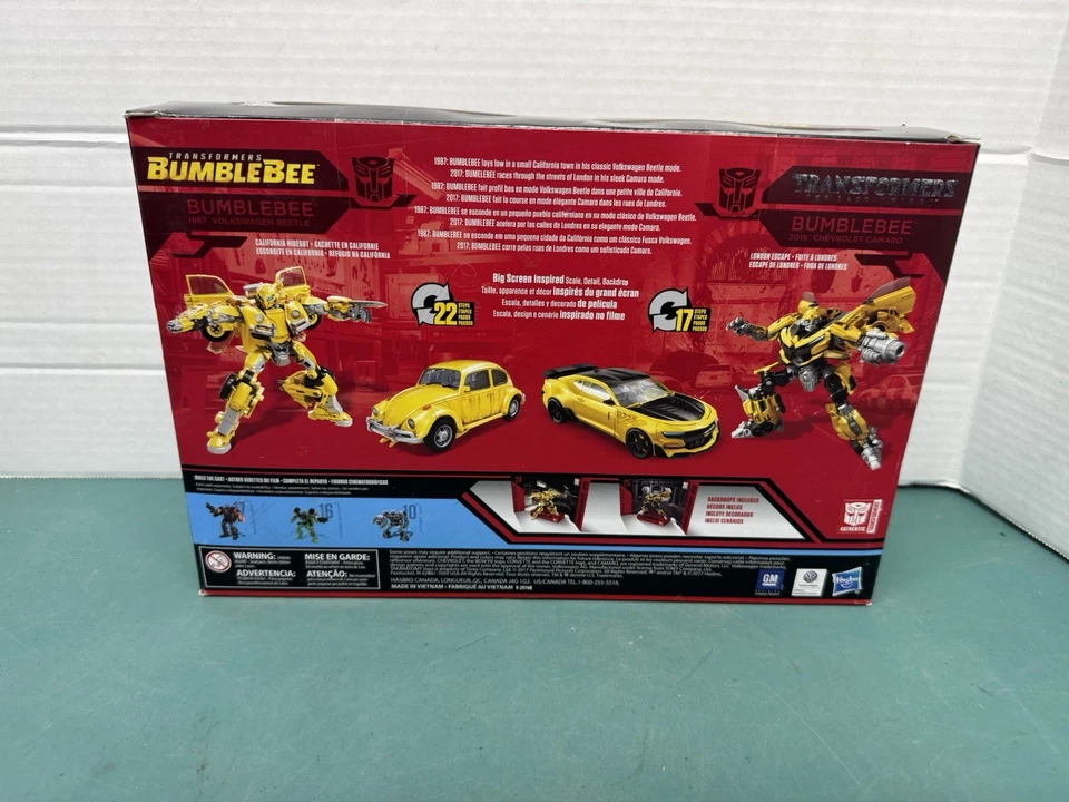 Hasbro E4688 Transformers Studio Series 24 & 25 Deluxe Class Bumblebee Pack of 2 - Image 2 of 4