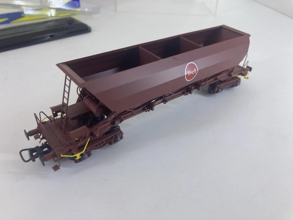 Wagon Trémie REE ECHELLE HO 1/87 - Photo 2/4