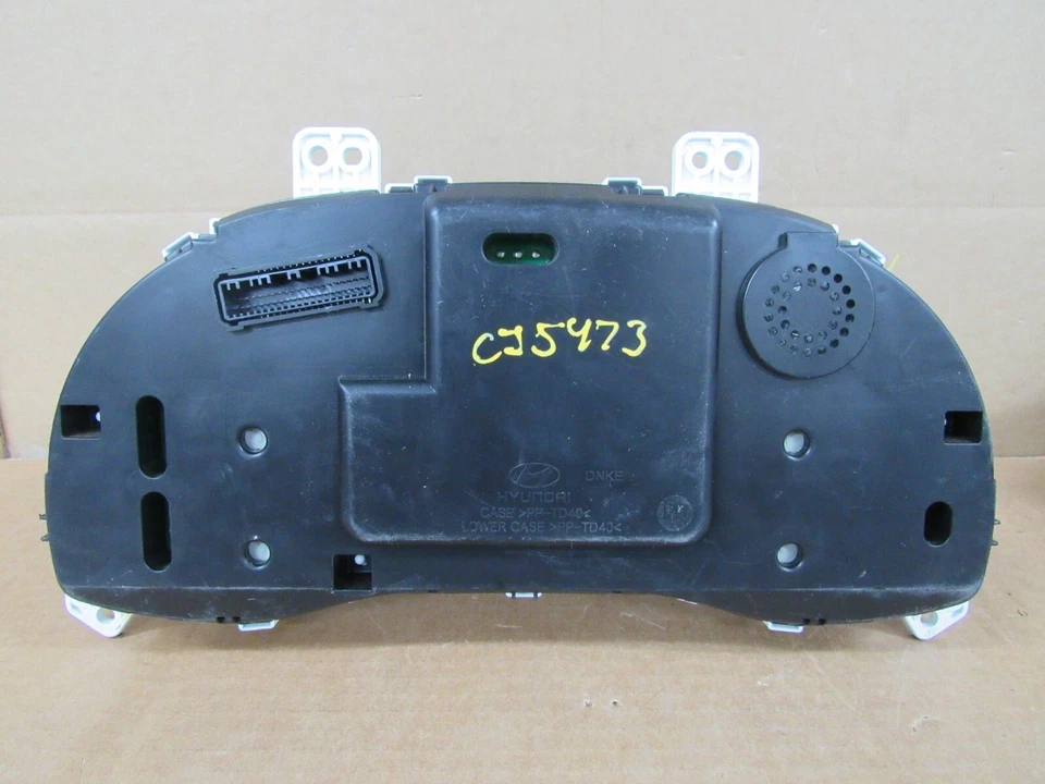 2017 Hyundai Elantra Instrument Head Speedometer Gauge Cluster OEM UNK Miles - Image 2 of 4