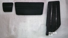 1988 - 1998 Chevy Truck Blazer Suburban Gas Brake Parking Pedal Set Pedals Obs 1988 - 1998 Chevy Truck Blazer Suburban Gas Brake Parking Pedal Set Pedals Obs