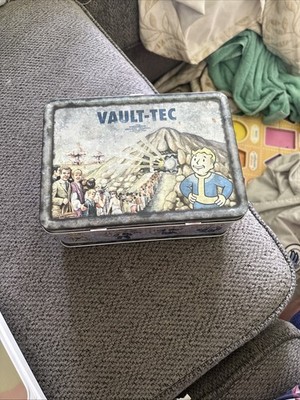 Fallout 3 Collector s Edition Vault-Tec Lunchbox Bobblehead Art Book missing DVD