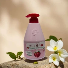 Vitalizing Hydration | Strawberry Milk Body Cleanser by Welcos – 19.8 fl oz