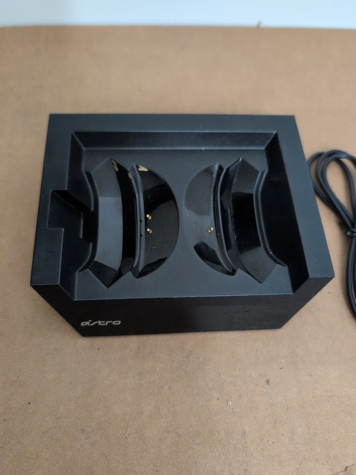 Astro Gaming A50 Base Charging Station For Wireless Headset A00087 - Image 2 of 4