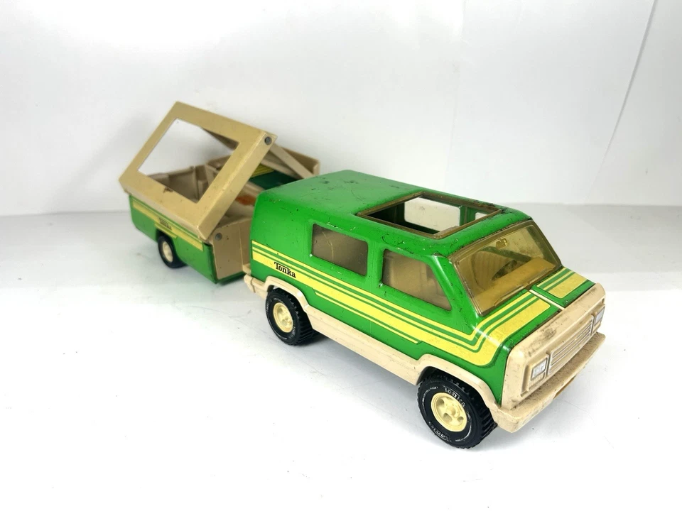 Furgoneta verde Tonka vintage con cámper emergente años 70 acero prensado juguete EE. UU. Foto 4 de 4