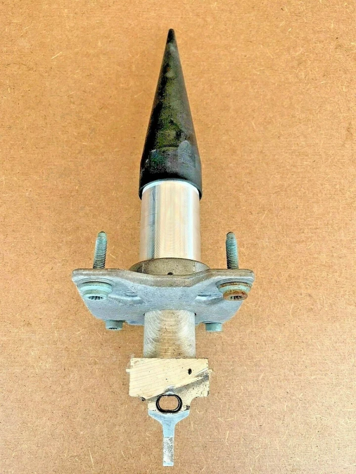 2004-2010 AUDI A8 QUATTRO PARA-CHOQUE TRASEIRO ESQUERDO AMORTECEDOR SUPORTE DE MONTAGEM BUFFER - Imagem 2 de 4