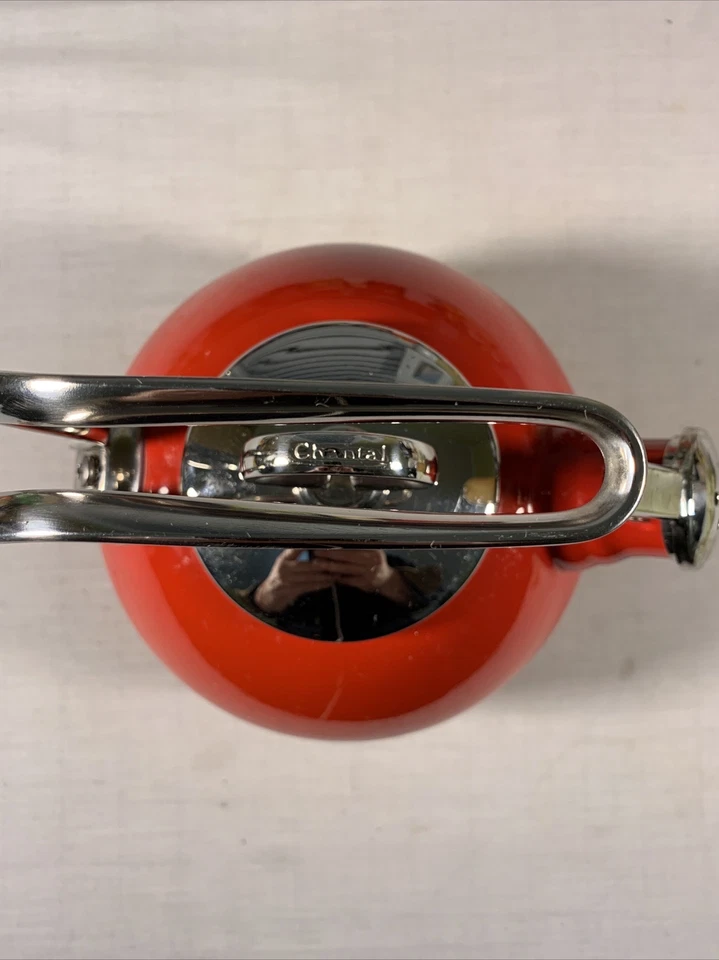 Tetera Chantal clásica armónica silbido teca roja Foto 3 de 4