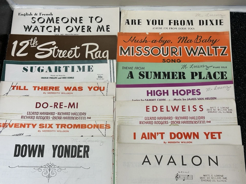 Lote de 14 partituras vintage de jazz de los años 20-60 Rodgers Hammerstein Foto 2 de 3