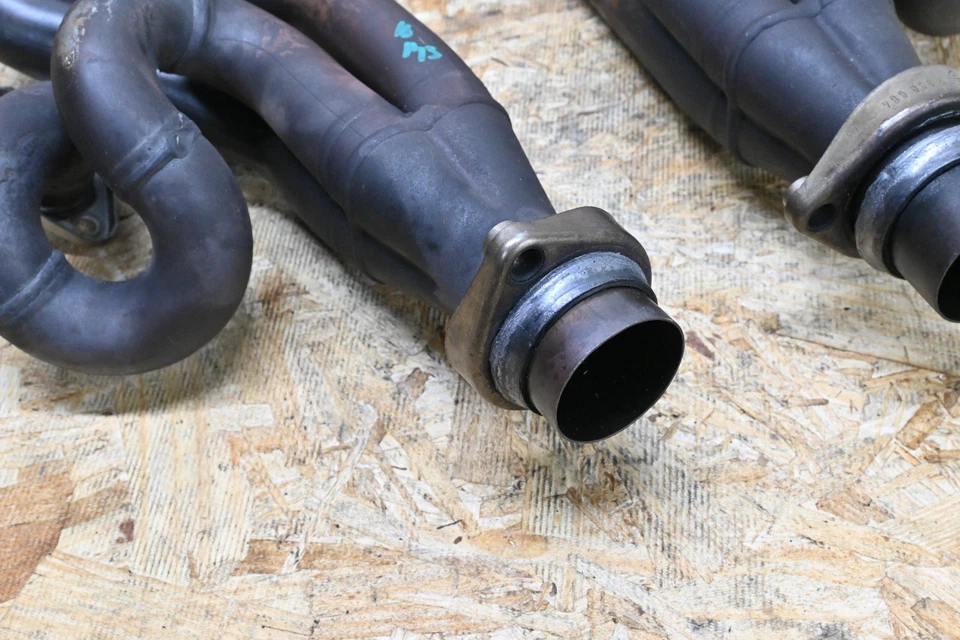 08-13 Juego de cabezales colector de escape del motor lado izquierdo/derecho BMW E90 E92 E93 M3 OEM Foto 4 de 4