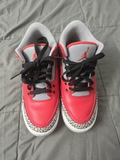 Jordan 3 Retro SE GS Unite' Fire Red Size US5.5Y