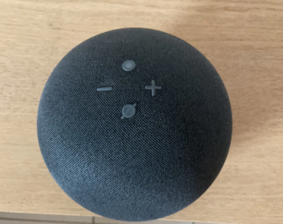 Amazon Echo  4.Generaton Anthrazit Kugel 14 cm Sehr guter Zustand. - Bild 2 von 2