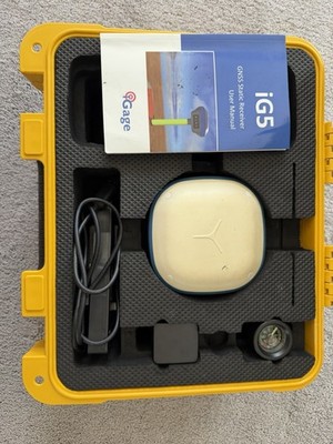 iGage iG5 GNSS RTK Receiver with Accessories and Carrying Case