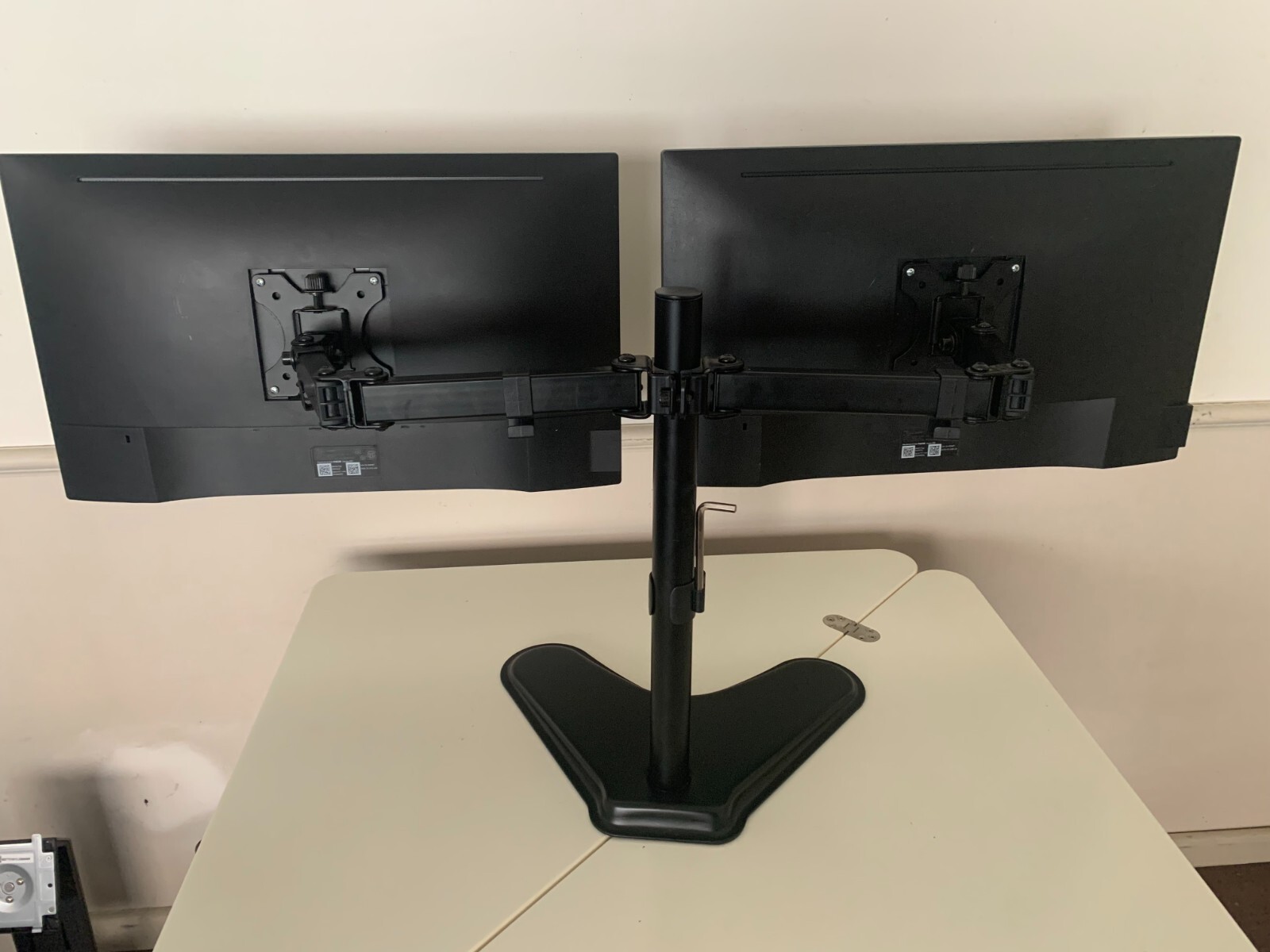Dual Monitor Dell P2417H 24" IPS WLED FHD 1080p Monitor & Stand eBay