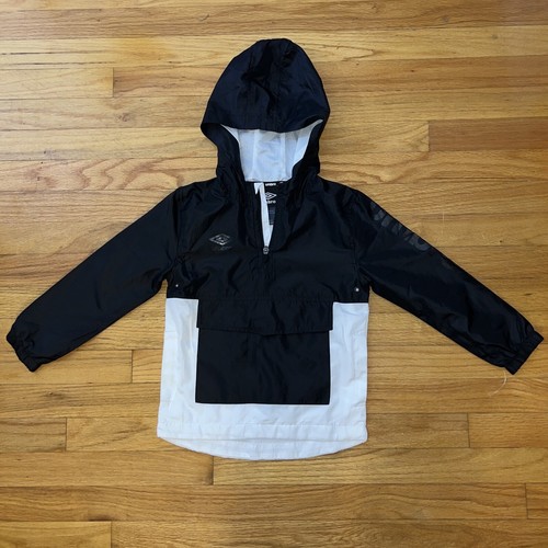 Umbro XS 4/5 Boys Woven 1/4 Zip Pullover Perfomance Hooded Jacket Black White