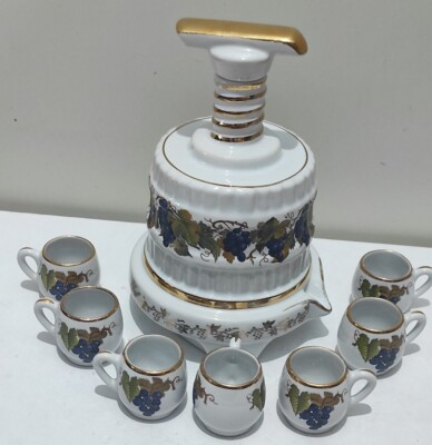  Service Karaffe Motiv Trauben Weinpresse Stil und 07 Tassen Vintage 