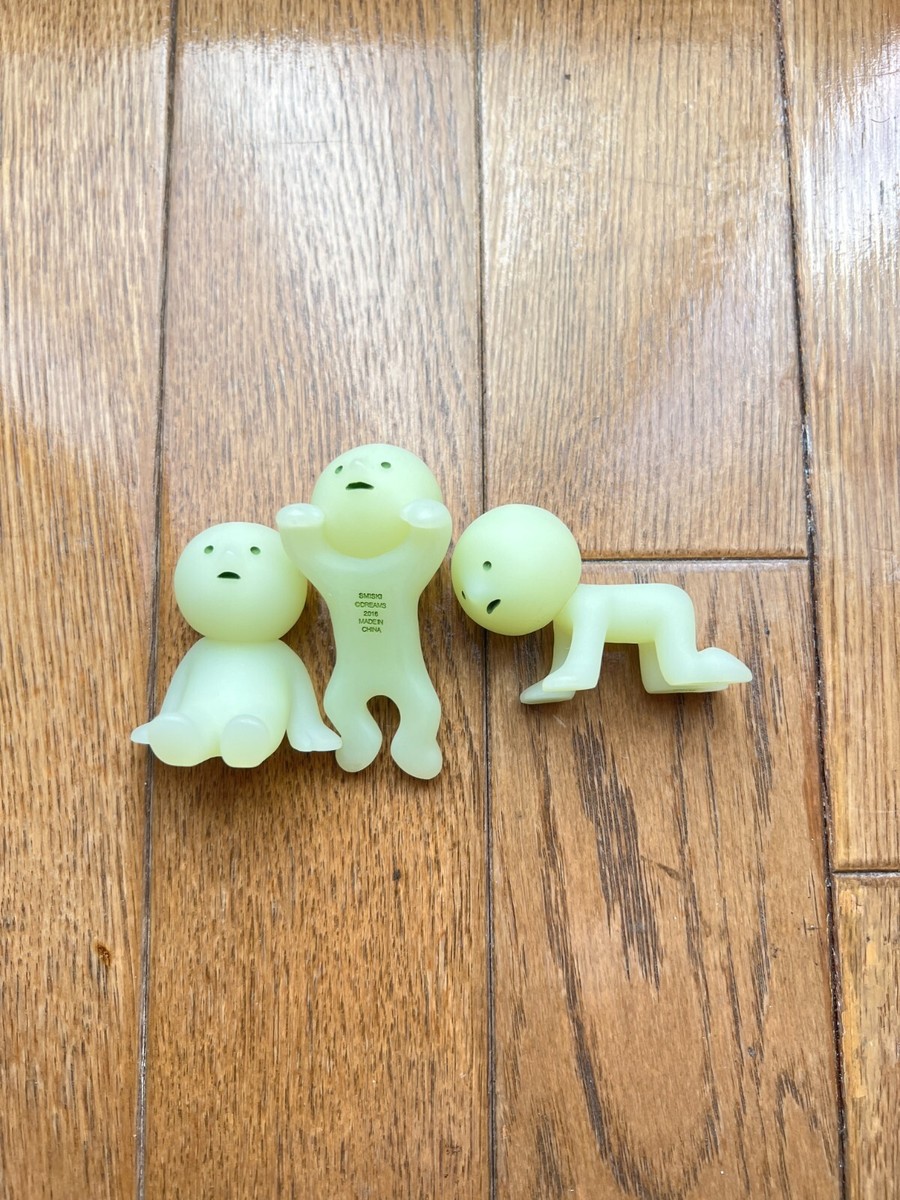 smiski 2 体です SMISKI Zipper Bites | Sonny Angel Store