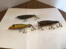 Vintage Lot of 3 Wooden Fishing Lures,unknown manufacturer,used condition