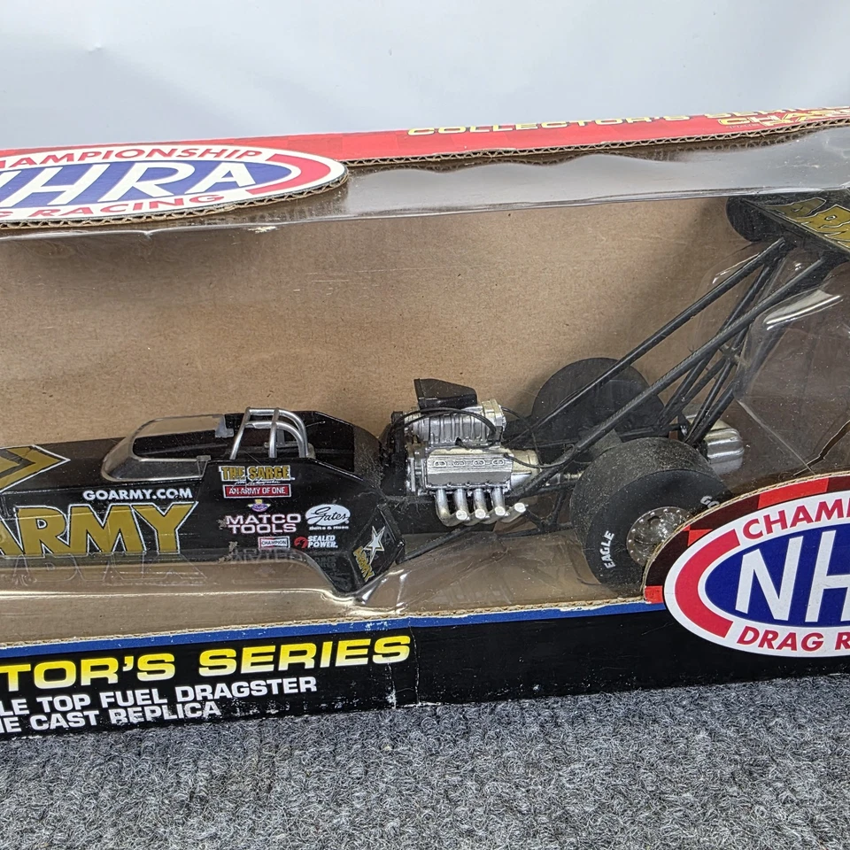 赛车冠军 2001 年托尼·舒马赫圣人美国军队顶级燃料拖拉机 1:24 — 第 2/4 张图片