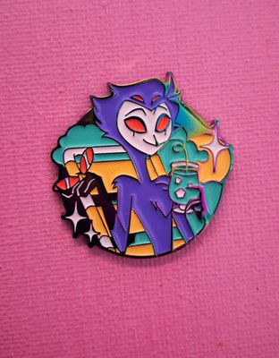 [Helluva Boss] - Summer Stolas Rainbow Plated Pin (Shark Robot)