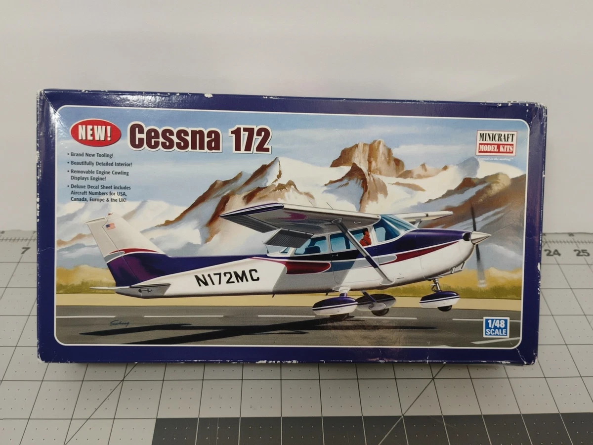 Preços baixos em Cessna 172 Modelo em Não-Kits e Modelos de