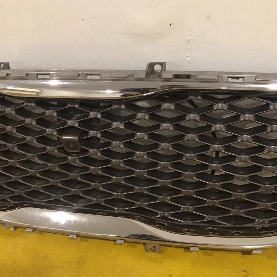 Kia K900 2015 2016 2017 parrilla delantera con cámara cromada 86350-3T400 OEM Foto 4 de 4