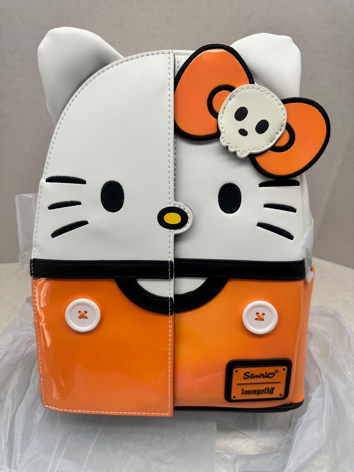 NEW NYCC Limited Edition Sanrio Hello Kitty Skeleton Costume Glow Mini Backpack