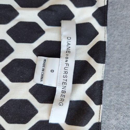 Diane Von Furstenberg Tallulah Silk Wrap Dress Long Sleeve Geo Black White Sz.0 - Picture 10 of 14