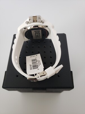 Diesel Master Chief Men's Full Digital White Silicone Strap Diesel Master Chief Men's Full Digital White Silicone Strap