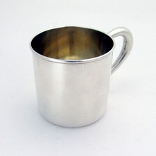 Lunt Baby Cup Hollow Handle Gilt Interior Sterling Silver No Mono